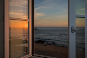 Liiiving in Porto - Luxury Beachfront Apartments